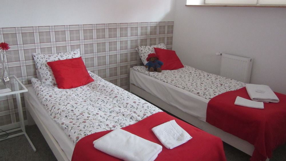 Albergue Ll20 Varsovia Exterior foto